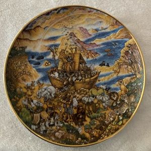 Noah’s Ark decorative plate